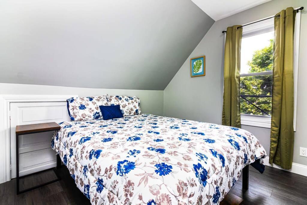 Cozy Micro Apartment, Minutes From Falls Niagara Falls Zewnętrze zdjęcie