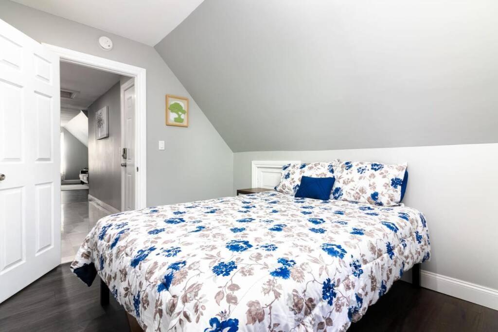 Cozy Micro Apartment, Minutes From Falls Niagara Falls Zewnętrze zdjęcie