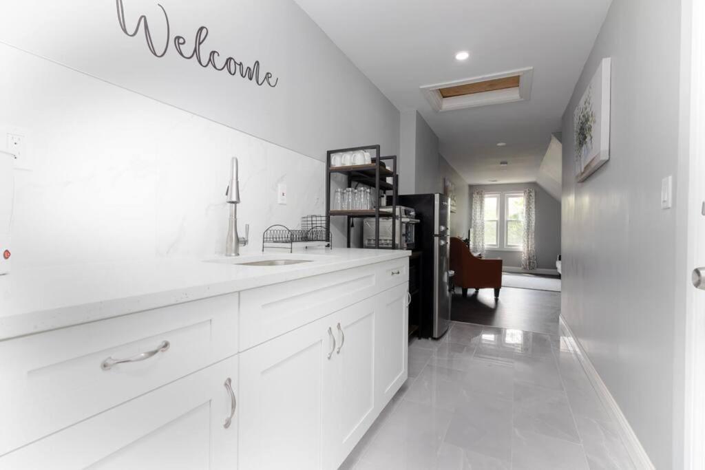 Cozy Micro Apartment, Minutes From Falls Niagara Falls Zewnętrze zdjęcie